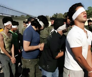 iran-executing-young-men (1)